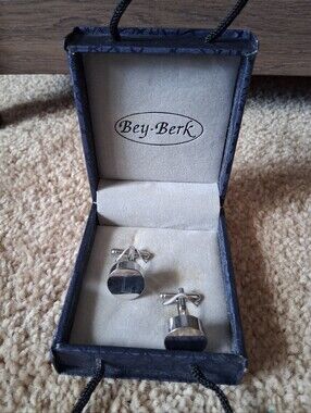 Bey-Berk Rhodium Plated Silver Monogrammed Cufflinks (L) Initial w/box